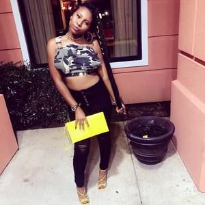 Meet your Posher, Denise